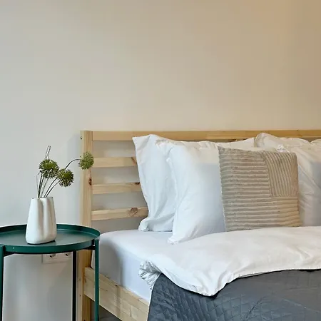 Spacious Bright Cozy 2bdr Fast Wi-fi Next To Park *