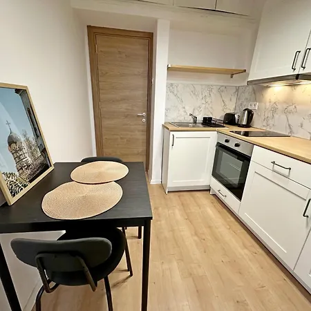 Spacious Bright Cozy 2bdr Fast Wi-fi Next To Park София