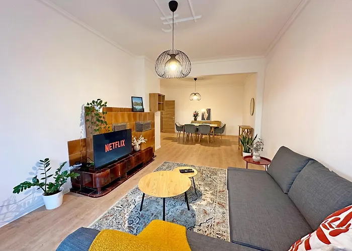 Spacious Bright Cozy 2bdr Fast Wi-fi Next To Park *