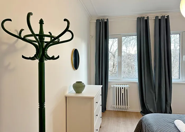 Spacious Bright Cozy 2bdr Fast Wi-fi Next To Park