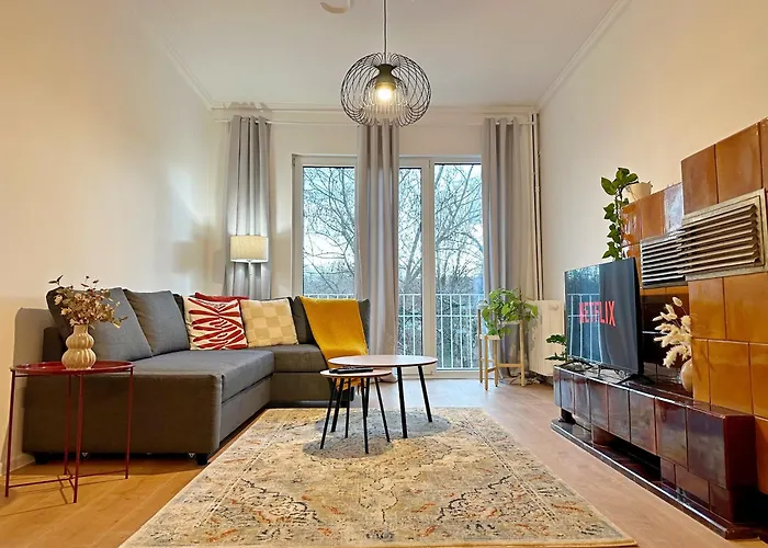 Apartment Spacious Bright Cozy 2bdr Fast Wi-fi Next To Park *