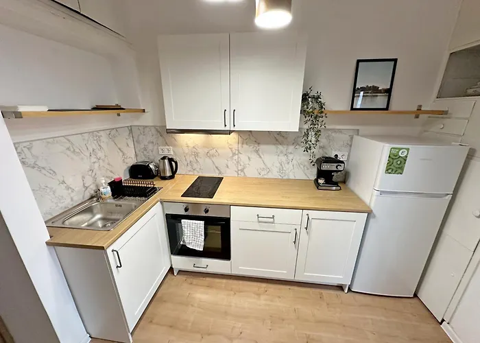 Spacious Bright Cozy 2bdr Fast Wi-fi Next To Park Apartment Sofia