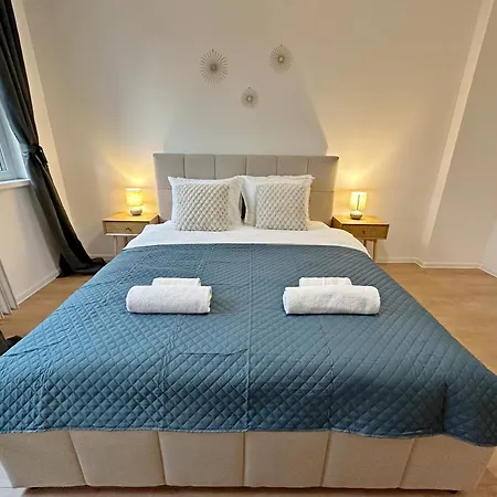 Spacious Bright Cozy 2bdr Fast Wi-fi Next To Park Apartment Sofia