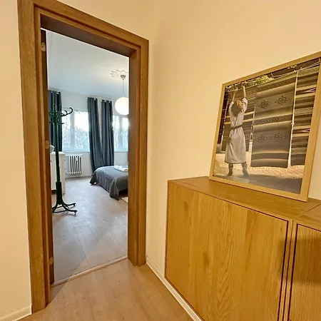 Spacious Bright Cozy 2bdr Fast Wi-fi Next To Park *