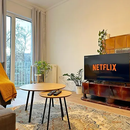 Apartament Spacious Bright Cozy 2bdr Fast Wi-fi Next To Park *