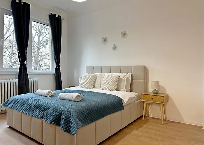 Spacious Bright Cozy 2bdr Fast Wi-fi Next To Park Lejlighed Sofia