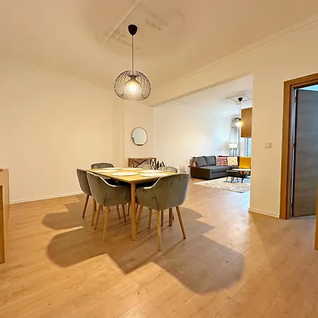 Apartamento Spacious Bright Cozy 2bdr Fast Wi-fi Next To Park Sófia