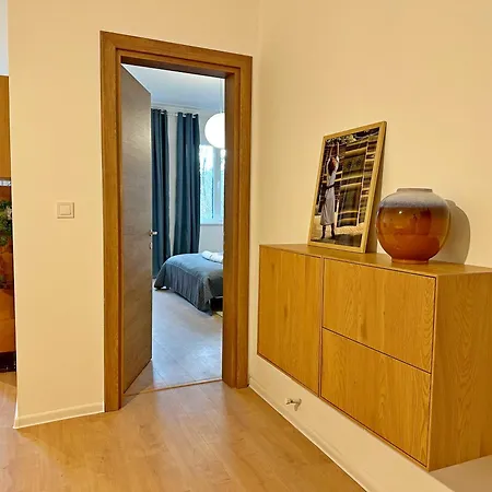 Spacious Bright Cozy 2bdr Fast Wi-fi Next To Park Apartamento Sófia