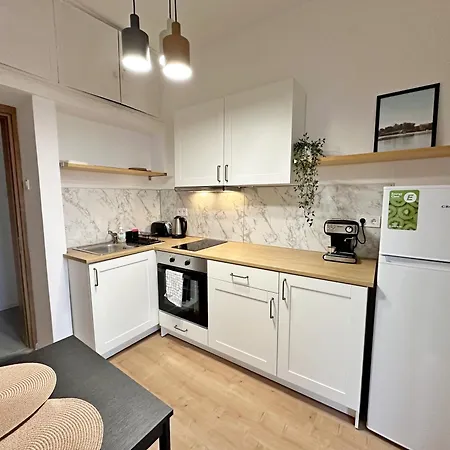Spacious Bright Cozy 2bdr Fast Wi-fi Next To Park Sófia